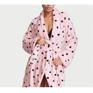 Victoria’s Secret size M pink polka dot robe with logo on belt.